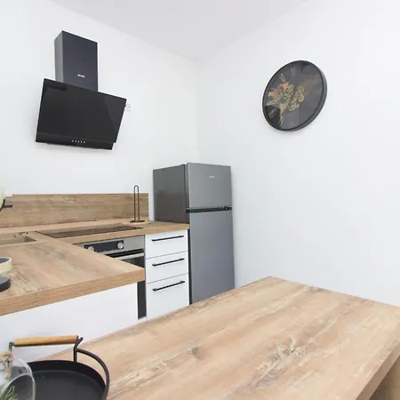 Sandra By Interhome 펜션 프리블라카